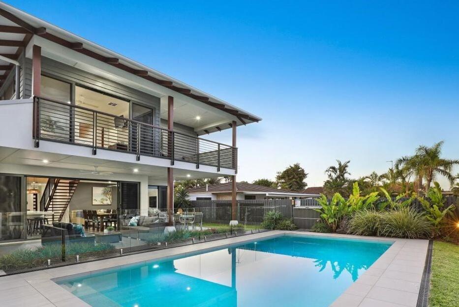 Waterfront Home Bordering Mooloolaba Buddina Kültér fotó
