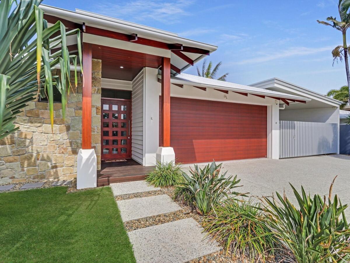 Waterfront Home Bordering Mooloolaba Buddina Kültér fotó