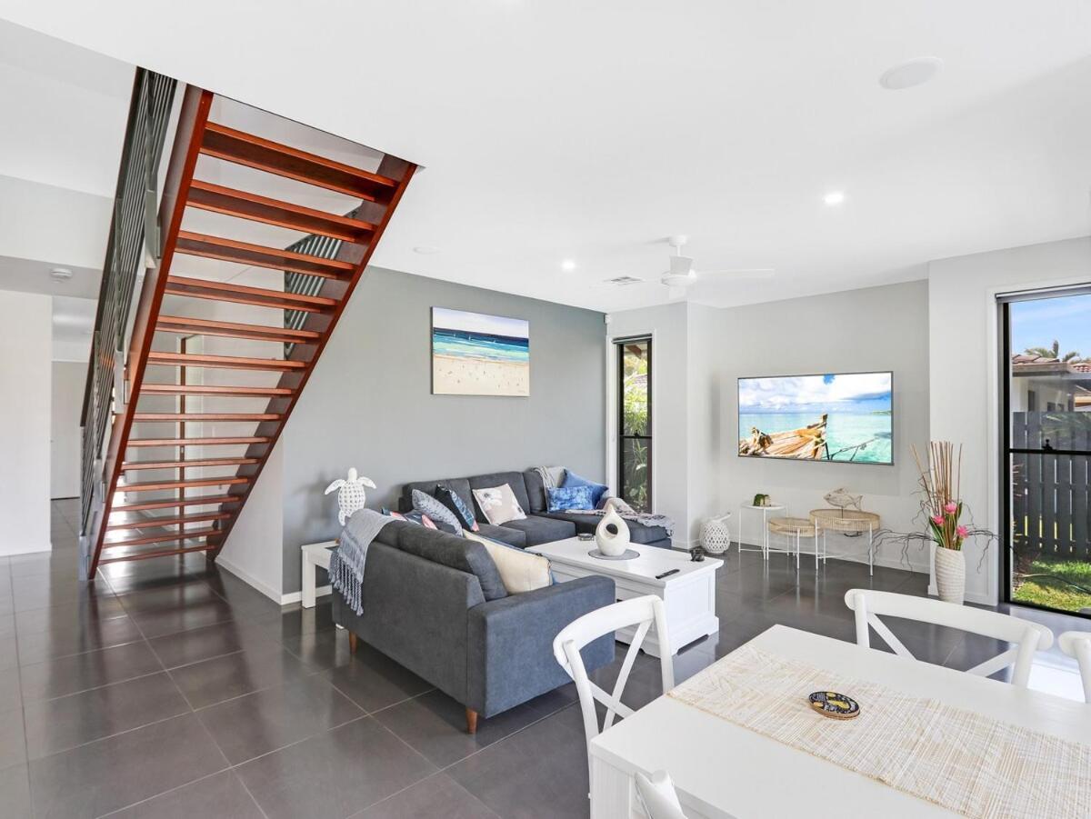 Waterfront Home Bordering Mooloolaba Buddina Kültér fotó